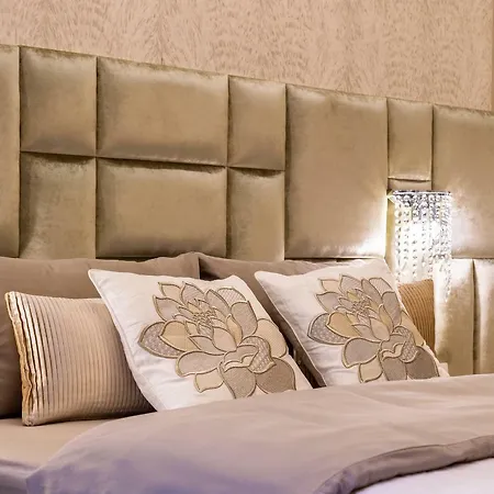 Xen Premium Апартаменты *